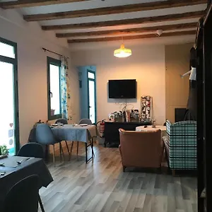 https://hostal-cling-43.catalonia-hotels.com